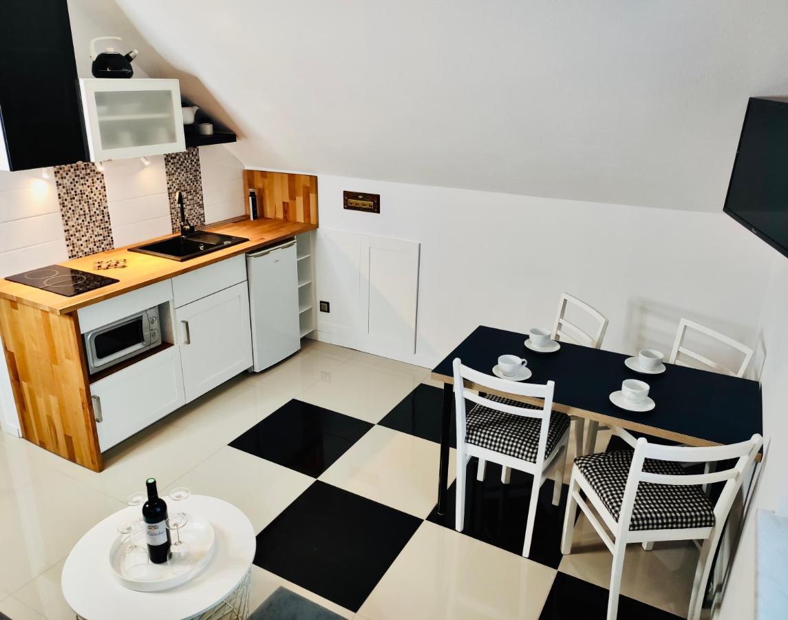 Iwona Pokoje Apartamenty Karwia Εξωτερικό φωτογραφία