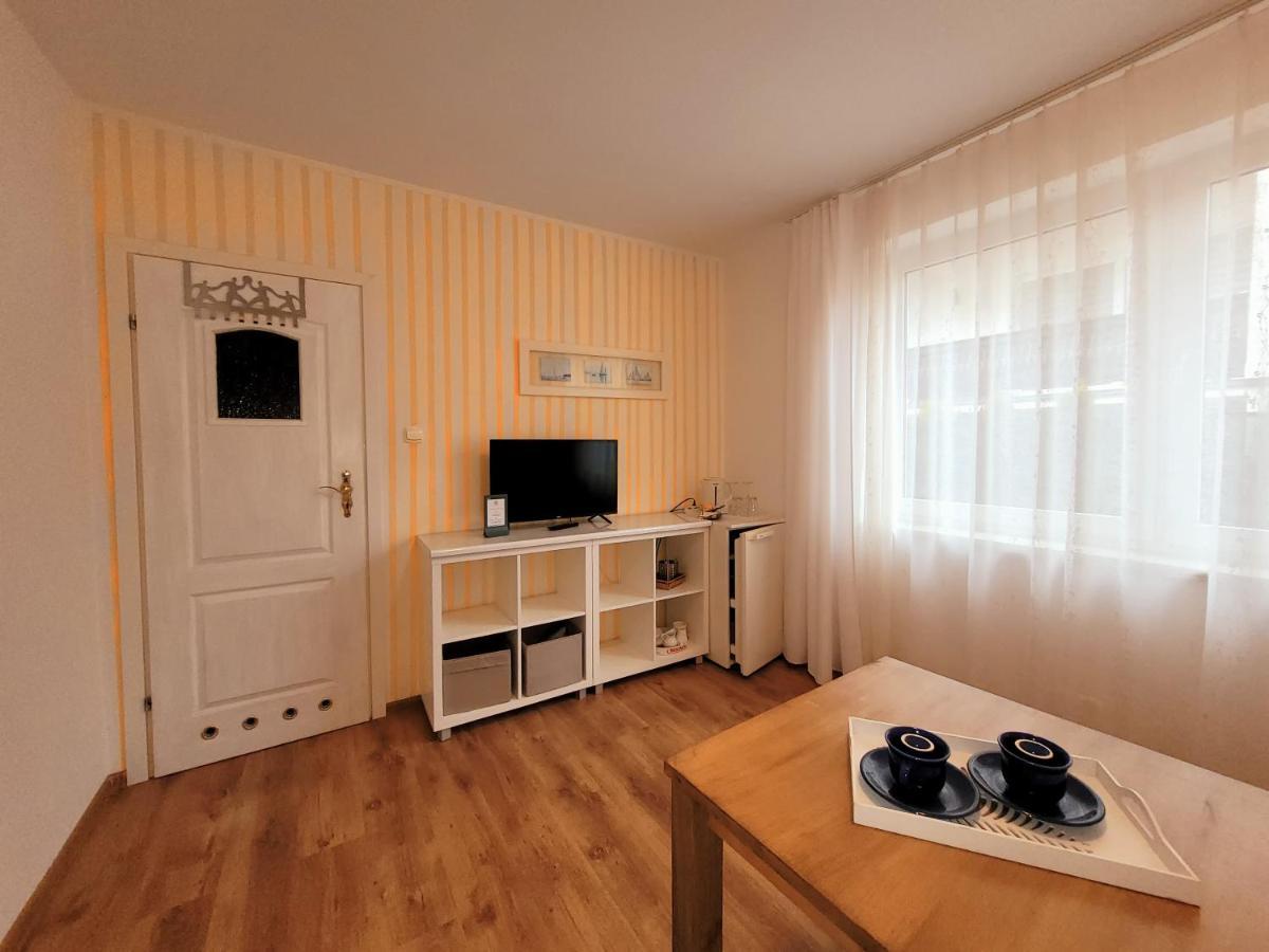 Iwona Pokoje Apartamenty Karwia Εξωτερικό φωτογραφία