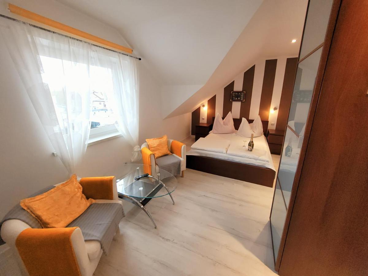 Iwona Pokoje Apartamenty Karwia Εξωτερικό φωτογραφία
